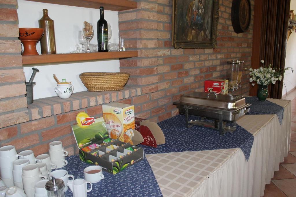 Bajor Panzio Bed and Breakfast Kecskemét Exteriör bild